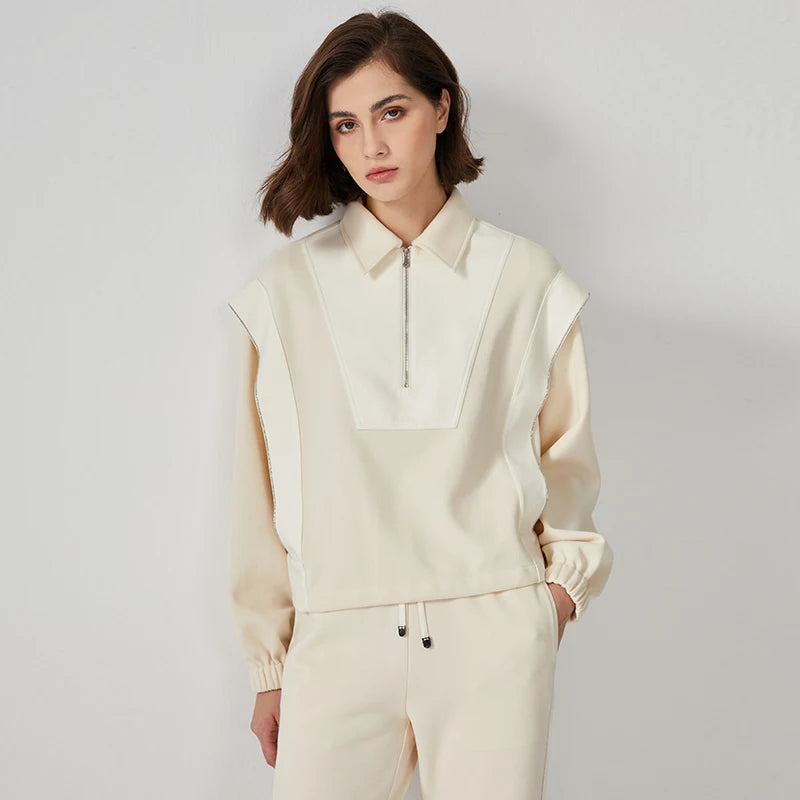 Women's The Retro Half-Zip Sweatshirt — Modern Ease, Reimagined