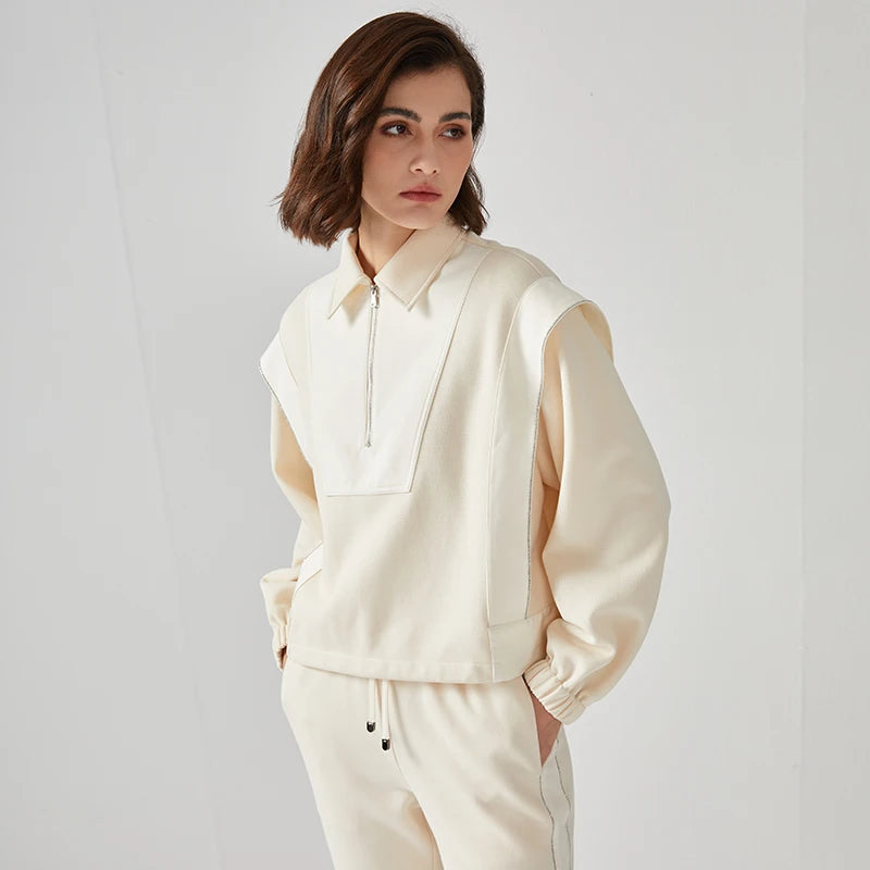 Women's The Retro Half-Zip Sweatshirt — Modern Ease, Reimagined