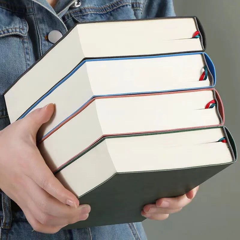 The Atelier Sketchbook: A760-Page Canvas for the Style Savant