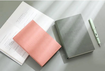 The Atelier Sketchbook: A760-Page Canvas for the Style Savant