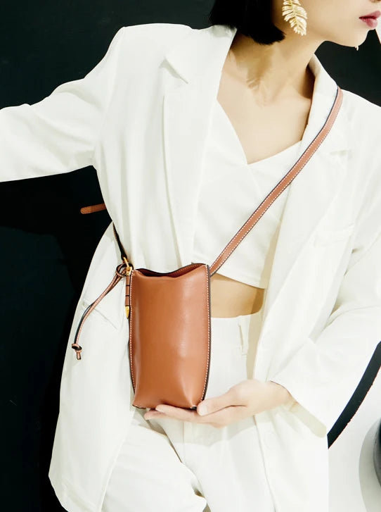 Women's Genuine leather bucket Mobile bag