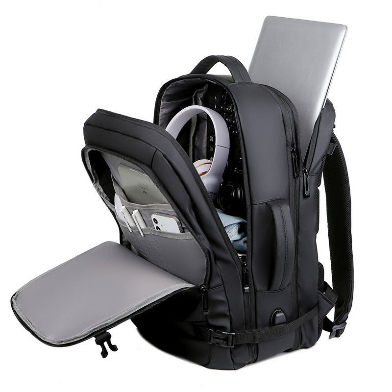 The Nomad Pro: The Only Bag You’ll Need for the 72-Hour Hustle