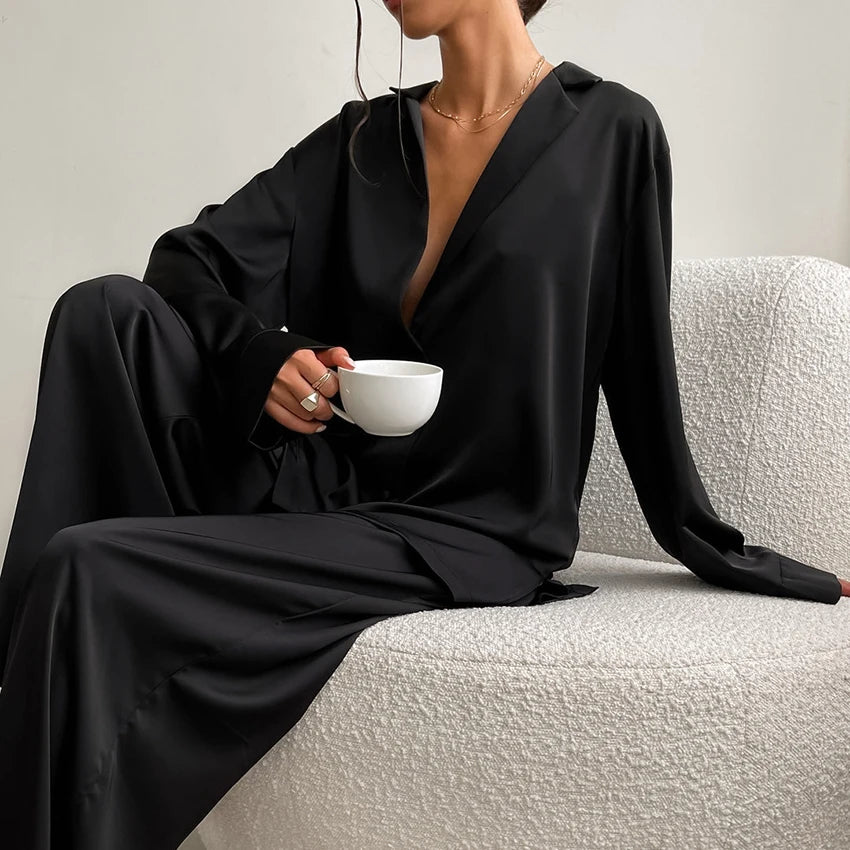 The Modern Muse: Women's Silk-Touch Satin Sleepwear Loungewear Set