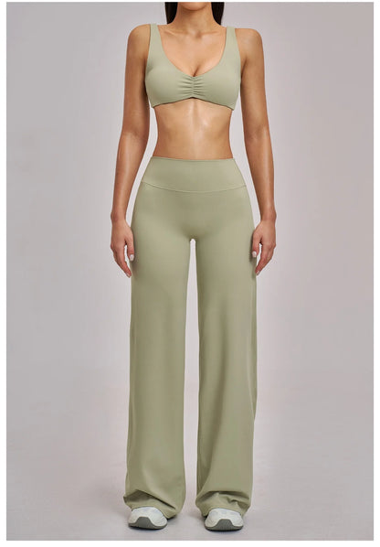 The Aura Ribbed Seamless Sports Yoga Set