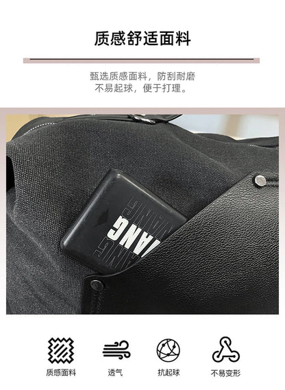 Urban Canvas Travel Duffel: Style Meets Large Capacity