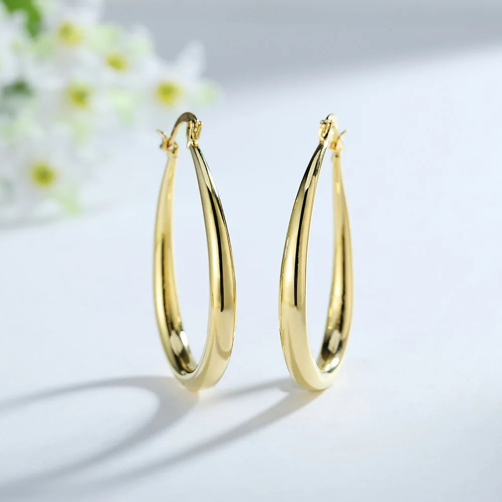 Oval Hoop Earrings in 18K gold plated Sterling Silver