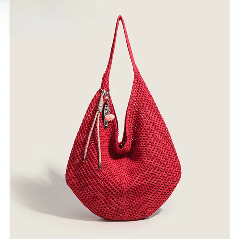 The Anywhere Tote: Your Effortless Summer Essential