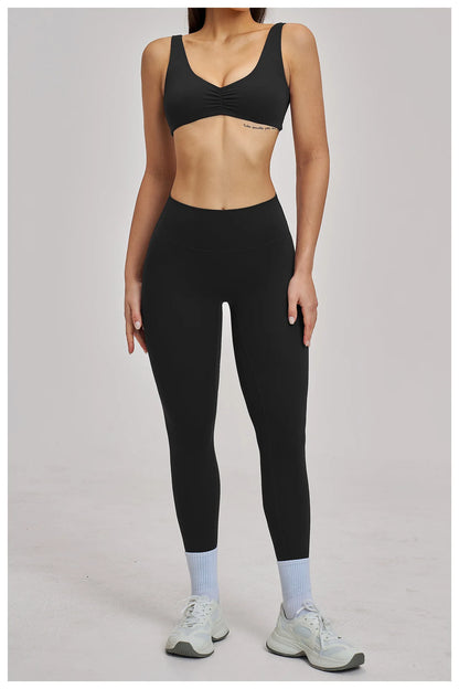 The Aura Ribbed Seamless Sports Yoga Set