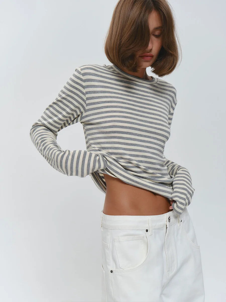 Effortless Chic: The Ultimate Monday-to-Sunday Striped Long Sleeve
