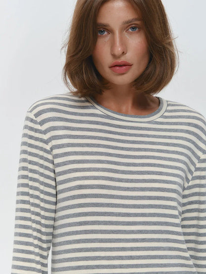 Effortless Chic: The Ultimate Monday-to-Sunday Striped Long Sleeve