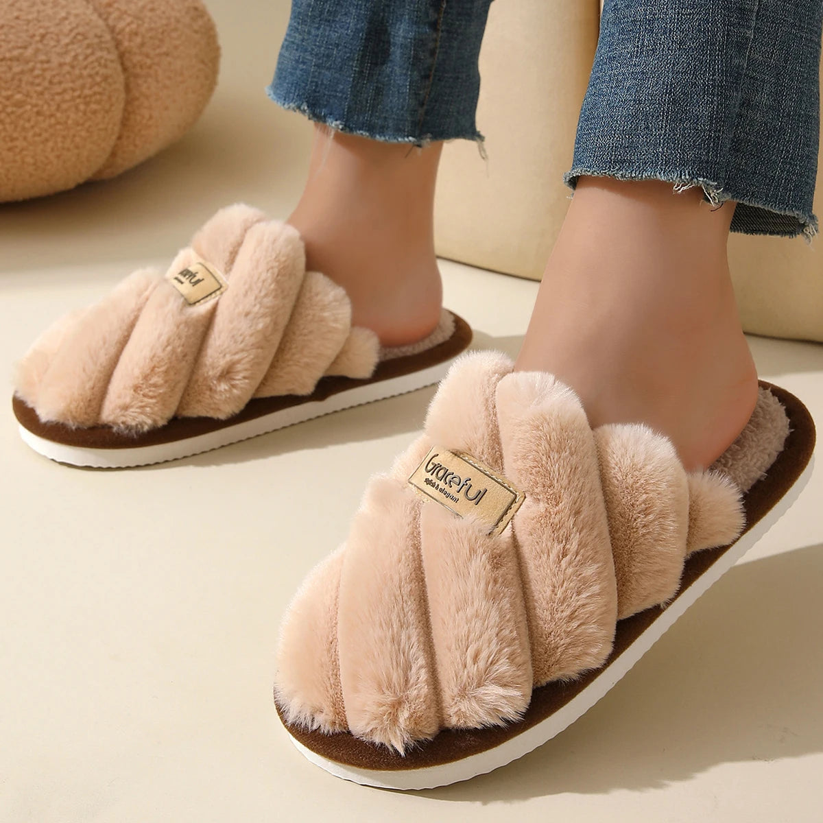 Women's Winter Warm Plush Slippers | Non-Slip, Soft Comfort for Indoor Home