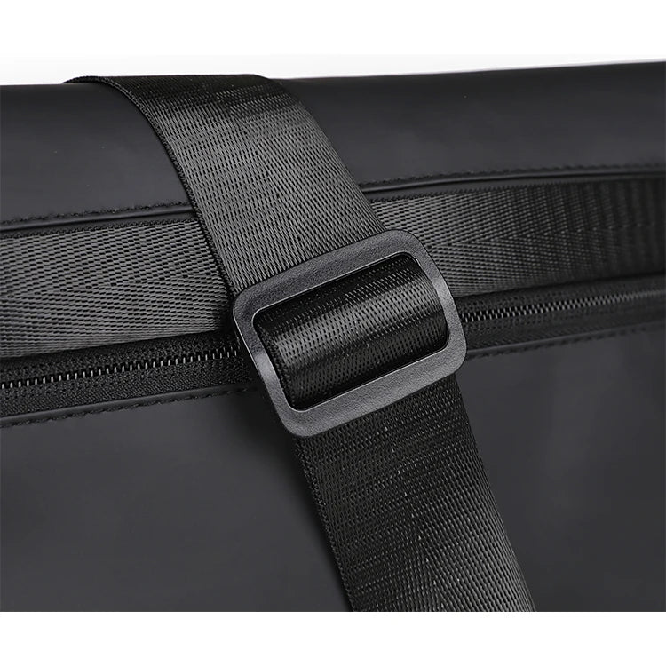 Modern Retro Nomad crossbody bag