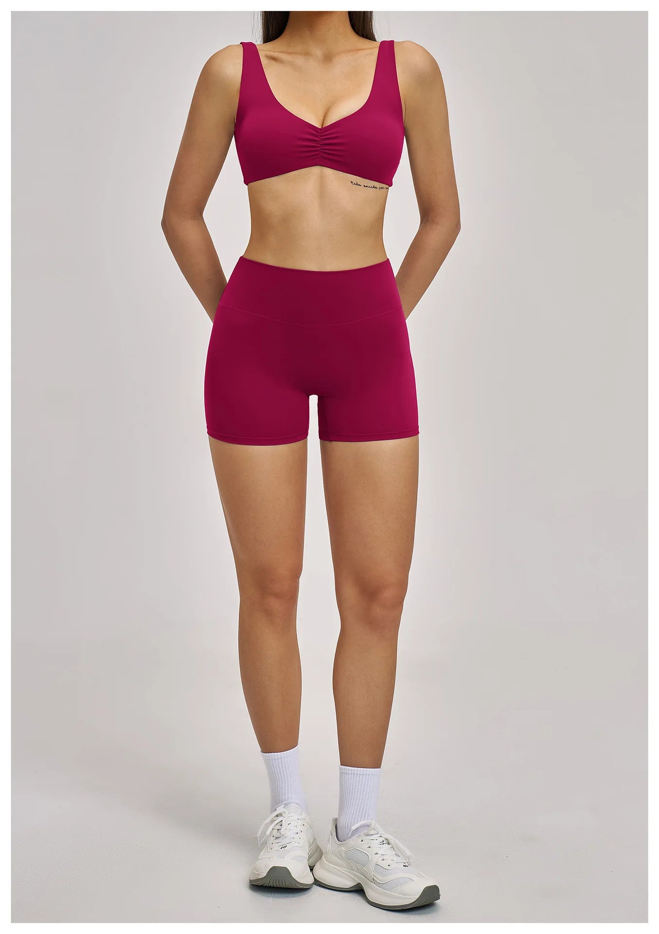 The Aura Ribbed Seamless Sports Yoga Set