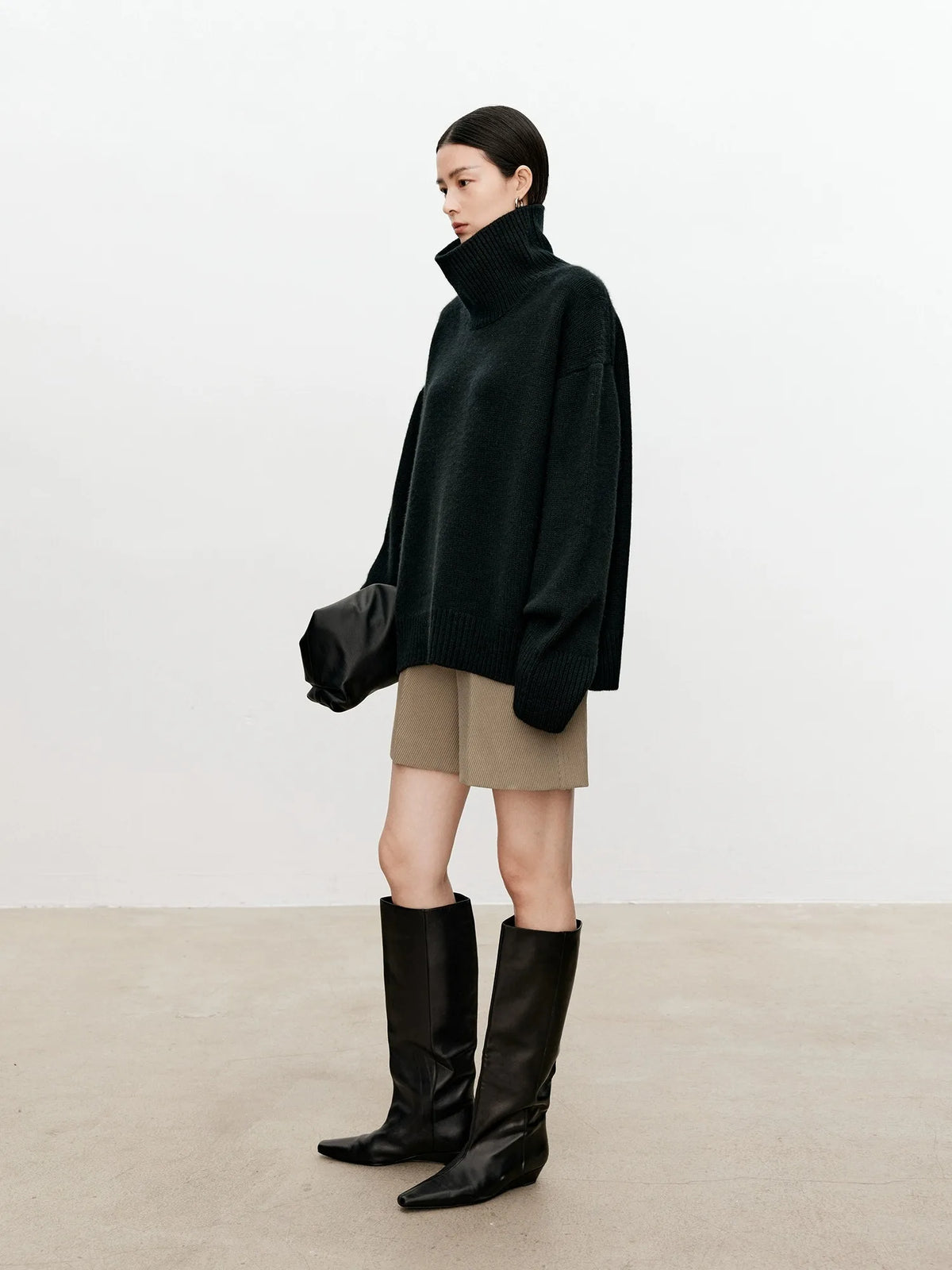 The Bauhaus Cashmere Turtleneck Knit
