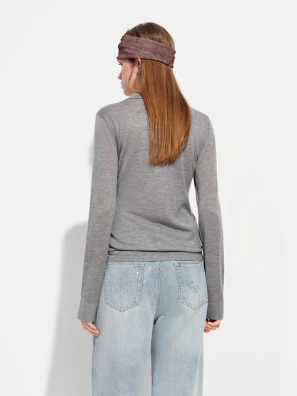 The Effortless Elegance Knit Polo: Your 9-to-9 Style Solution