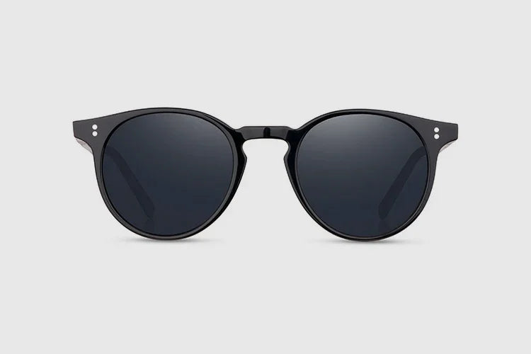 The Marais Muse : Timeless Tortoise Meets Modern Clarity