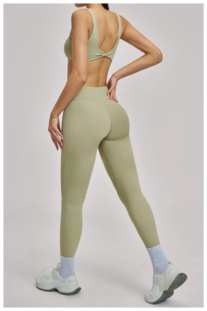 The Aura Ribbed Seamless Sports Yoga Set