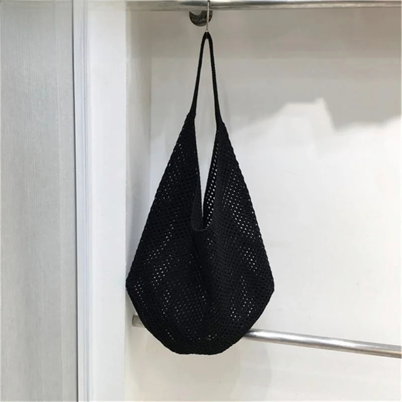 The Anywhere Tote: Your Effortless Summer Essential