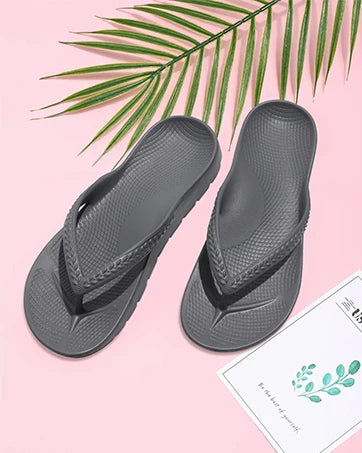 The Cloud-Walk Thong: All-Day Ergonomic Support for Sun-Drenched Days
